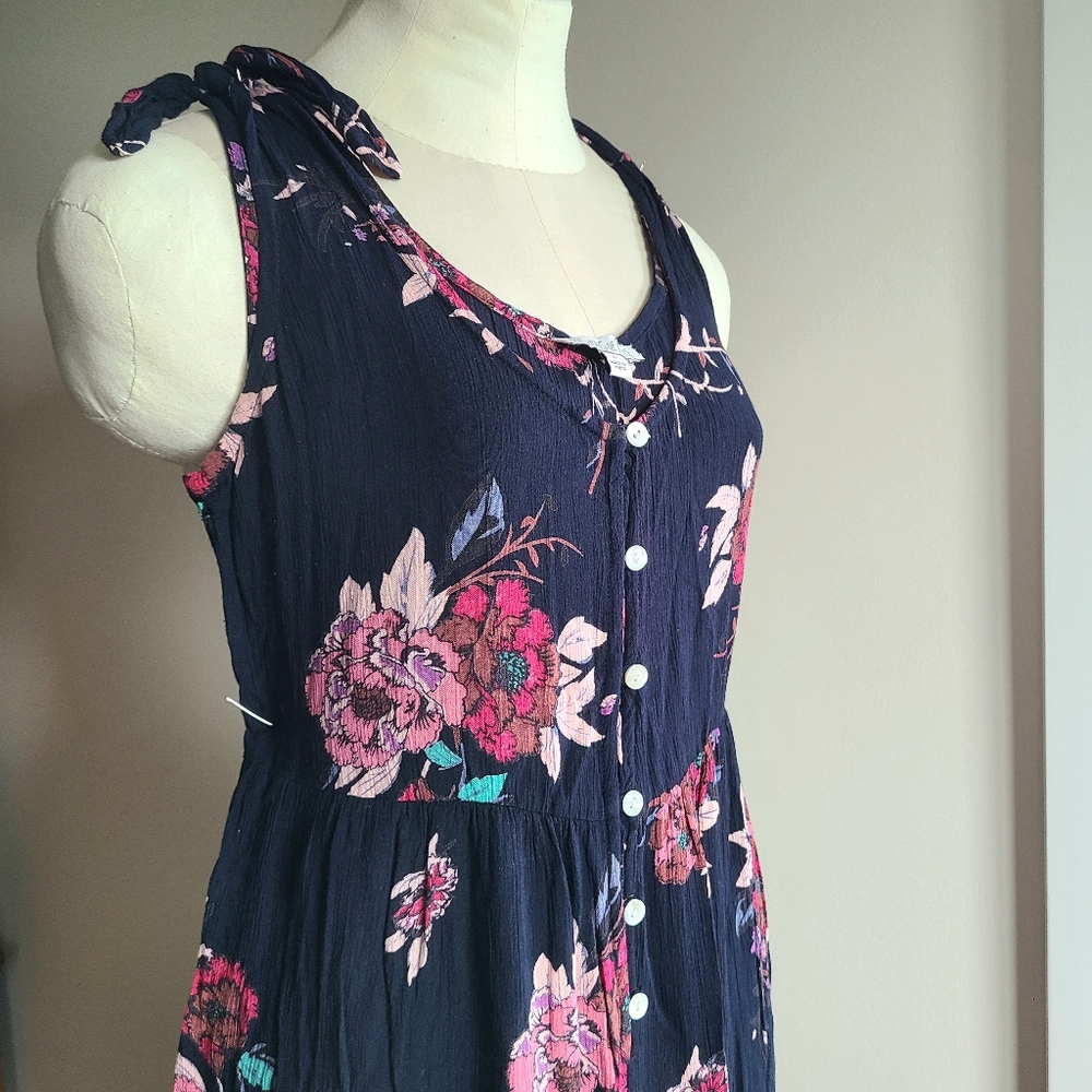 Patrons of Peace Floral Jumpsuit - Picture 6 of 16